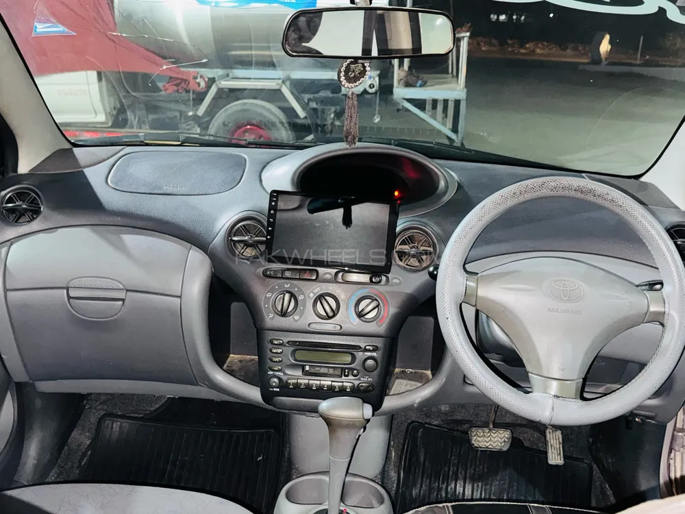 Toyota Vitz 2001 for Sale in Nowshera Toyota Vitz 2001 for Sale in Nowshera Image-8
