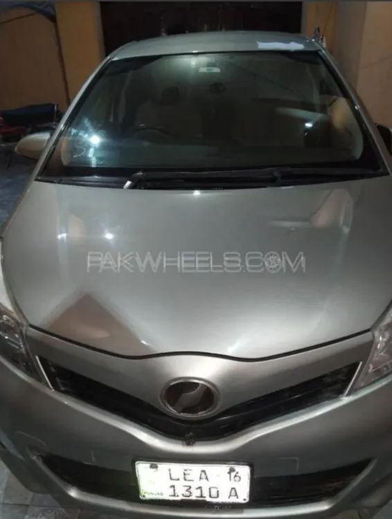 Toyota Vitz 2013 for Sale in Lahore Image-1
