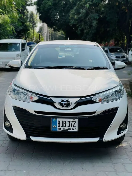 Toyota Yaris Sedan 2021 for Sale in Sialkot Toyota Yaris Sedan 2021 for Sale in Sialkot Image-1