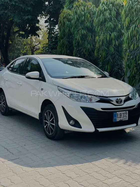 Toyota Yaris Sedan 2021 for Sale in Sialkot Toyota Yaris Sedan 2021 for Sale in Sialkot Image-3