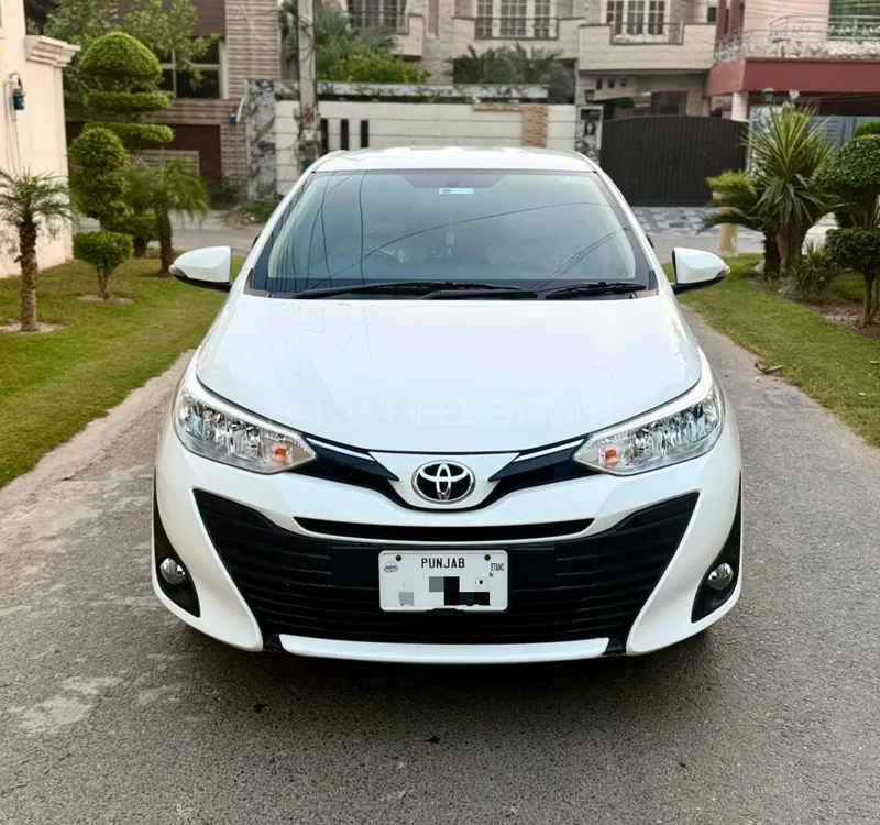 Toyota Yaris Sedan 2022 for Sale in Sialkot Toyota Yaris Sedan 2022 for Sale in Sialkot Image-3