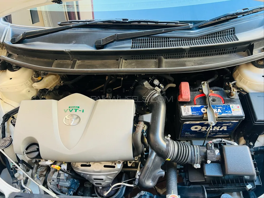 Toyota Yaris Sedan 2022 for Sale in Multan Toyota Yaris Sedan 2022 for Sale in Multan Image-8