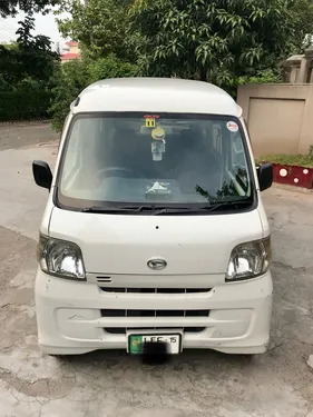 Daihatsu Hijet Special 2011