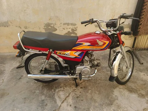 Honda CD 70 2025