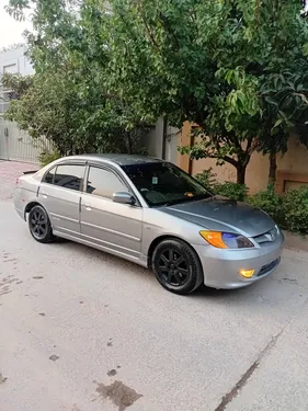 Honda Civic EXi 2005