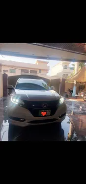 Honda Vezel Hybrid Z 2015