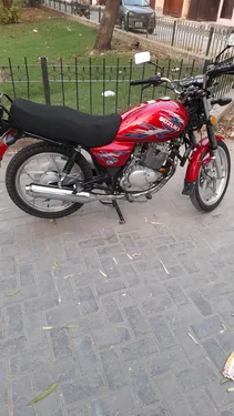 Suzuki GS 150 2022