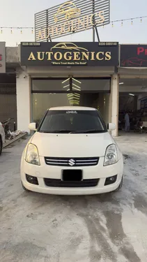 Suzuki Swift DLX Automatic 1.3 2017