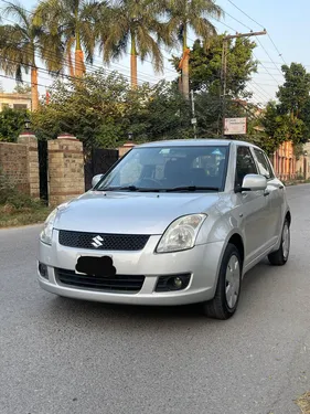 Suzuki Swift DLX 1.3 2012