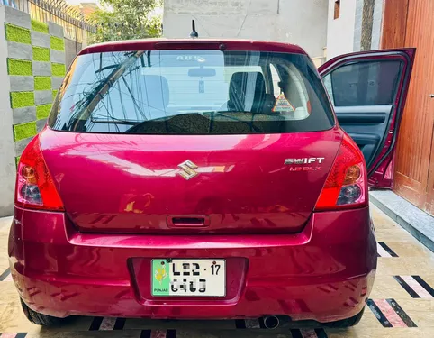 Suzuki Swift DLX 1.3 2017