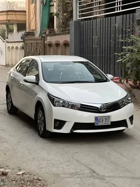Toyota Corolla Altis Automatic 1.6 2016
