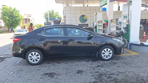 Toyota Corolla XLi VVTi 2016