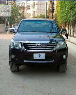Toyota Hilux Vigo Champ G 2013