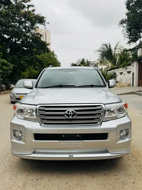 Toyota Land Cruiser ZX 2011