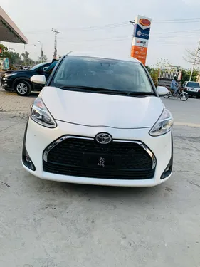 Toyota Sienta G 2021