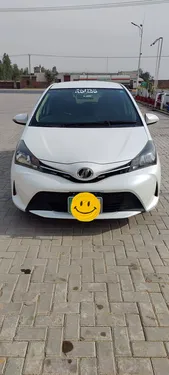 Toyota Vitz F 1.0 2014