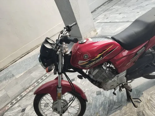 Yamaha YB 125Z  2022
