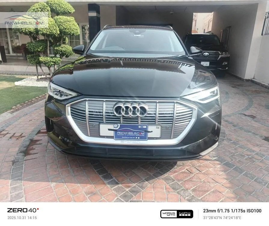 Audi e-tron 2022 for Sale in Lahore Audi e-tron 2022 for Sale in Lahore Image-1