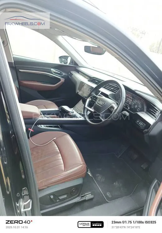 Audi e-tron 2022 for Sale in Lahore Audi e-tron 2022 for Sale in Lahore Image-10