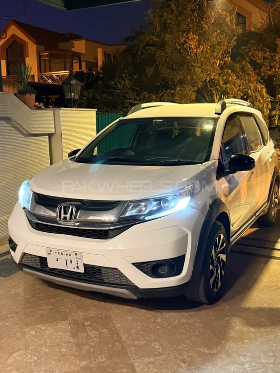 Honda BR-V 2018 for Sale in Lahore Honda BR-V 2018 for Sale in Lahore Image-2