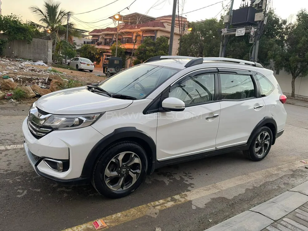 Honda BR-V 2020 for Sale in Karachi Honda BR-V 2020 for Sale in Karachi Image-8