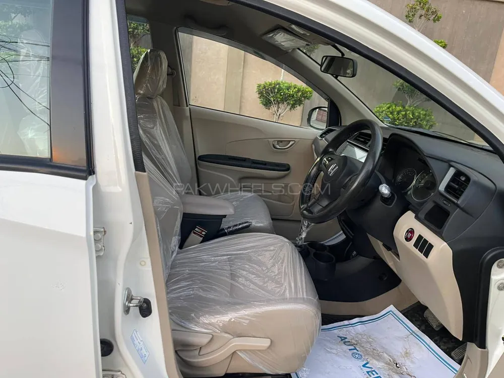 Honda BR-V 2020 for Sale in Karachi Honda BR-V 2020 for Sale in Karachi Image-12