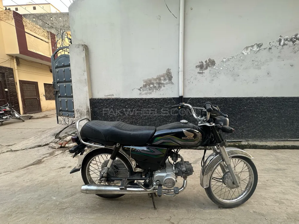 Honda CD 70 2023 for Sale Honda CD 70 2023 for Sale Image-3