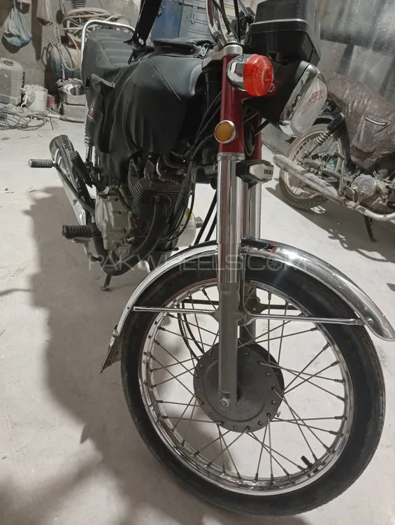 ہونڈا CG 125 2015 for Sale ہونڈا CG 125 2015 for Sale Image-5