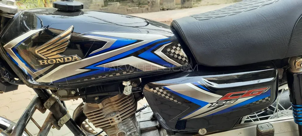 Honda CG 125 2017 for Sale Honda CG 125 2017 for Sale Image-3