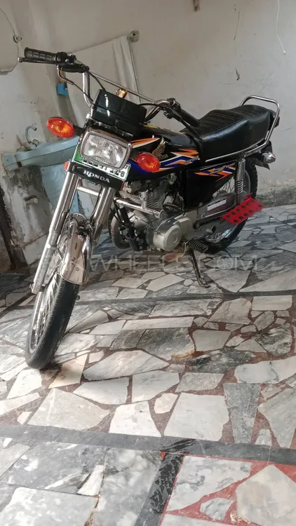 Honda CG 125 2017 for Sale Honda CG 125 2017 for Sale Image-5