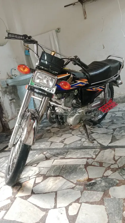 Honda CG 125 2017 for Sale Honda CG 125 2017 for Sale Image-3