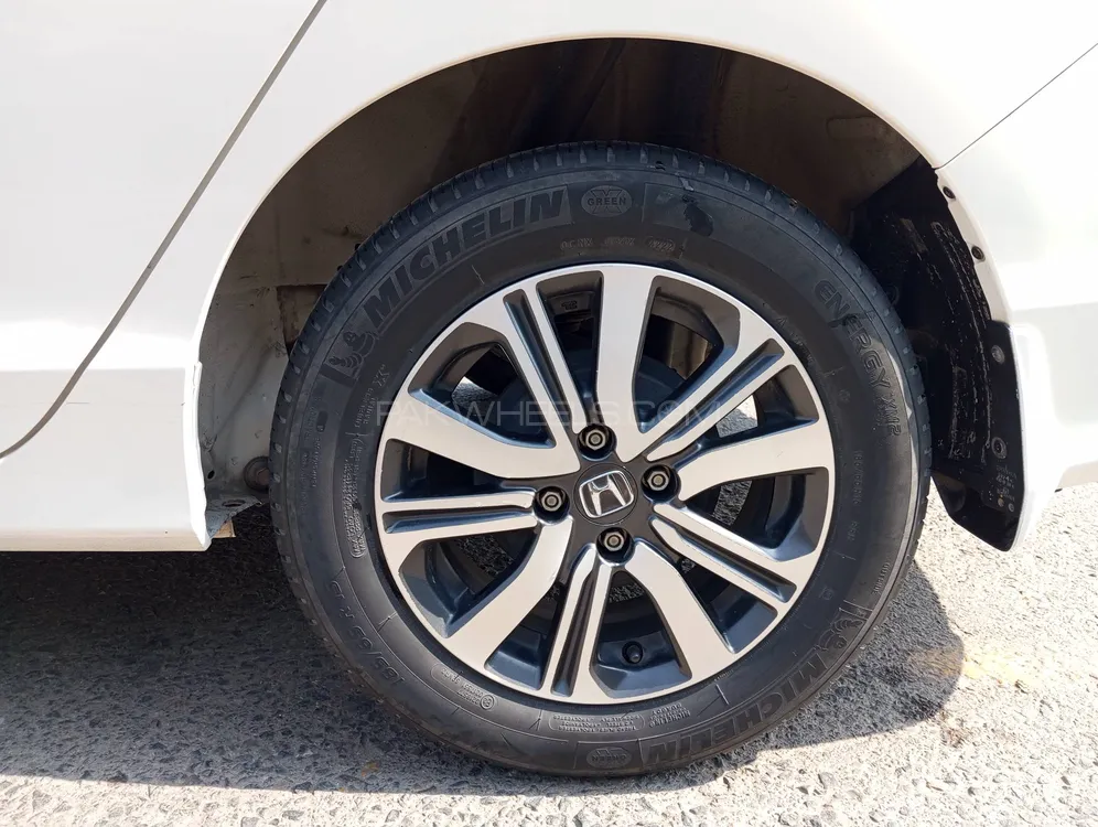 Honda City 2023 for Sale in Lahore Honda City 2023 for Sale in Lahore Image-9