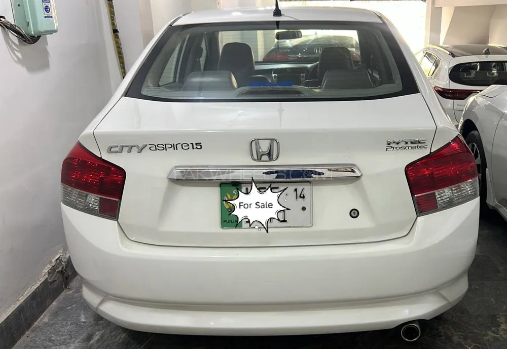 Honda City 2014 for Sale in Lahore Image-1