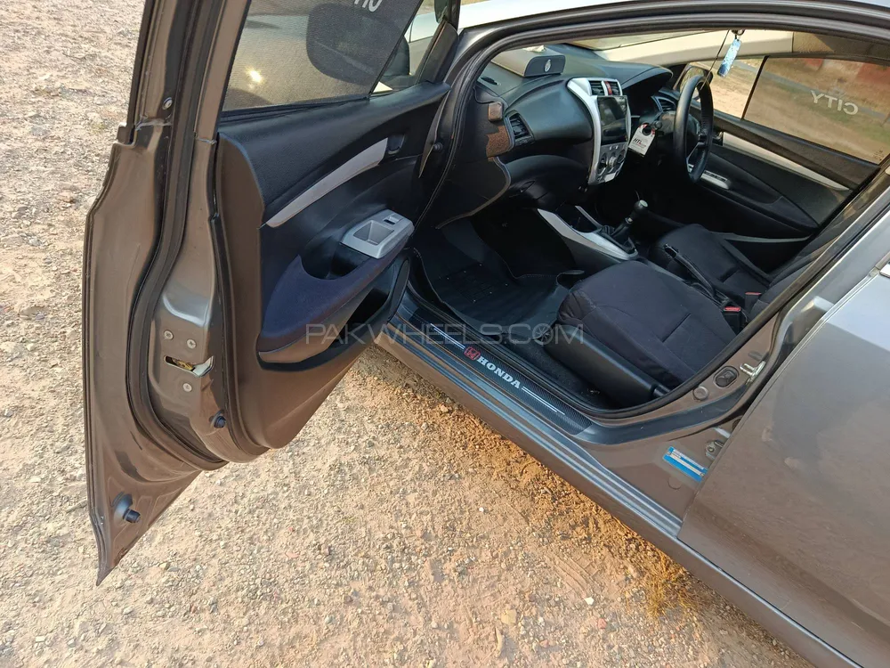 Honda City 2010 for Sale in Lahore Honda City 2010 for Sale in Lahore Image-10