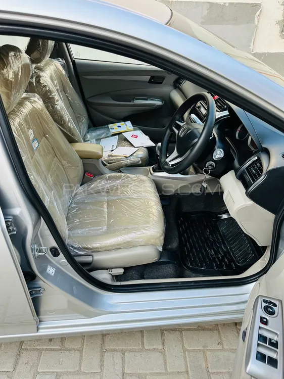 Honda City 2014 for Sale in Gujranwala Honda City 2014 for Sale in Gujranwala Image-19