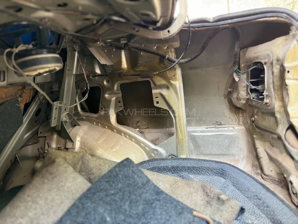 Honda Civic 1999 for Sale in Rawalpindi Honda Civic 1999 for Sale in Rawalpindi Image-12