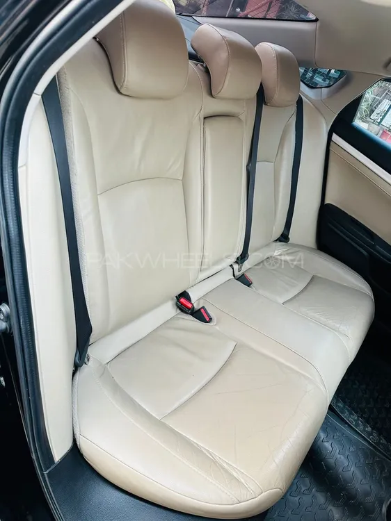 Honda Civic 2018 for Sale in Multan Honda Civic 2018 for Sale in Multan Image-9