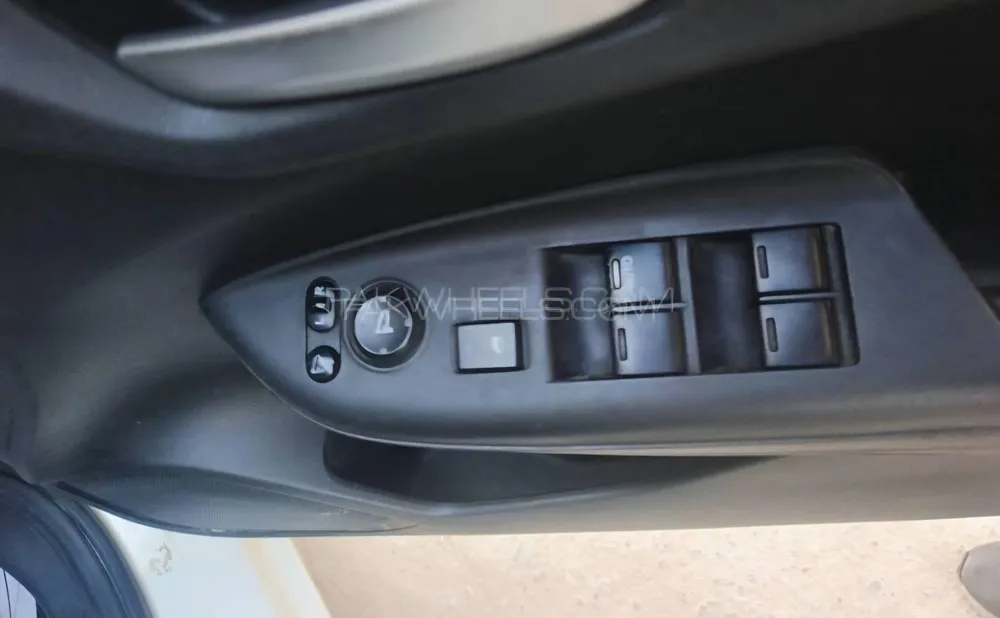 Honda Fit 2014 for Sale in Islamabad Honda Fit 2014 for Sale in Islamabad Image-6