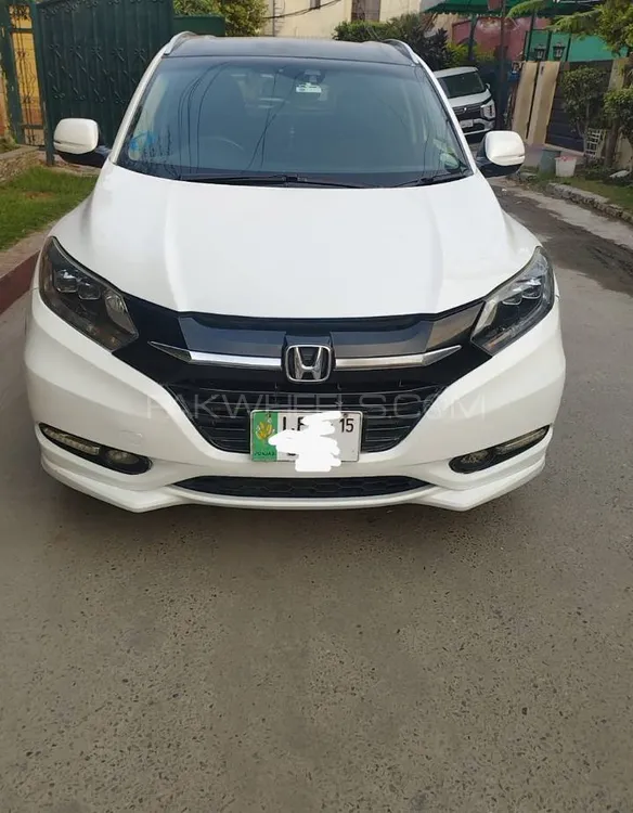 Honda Vezel 2015 for Sale in Lahore Image-1