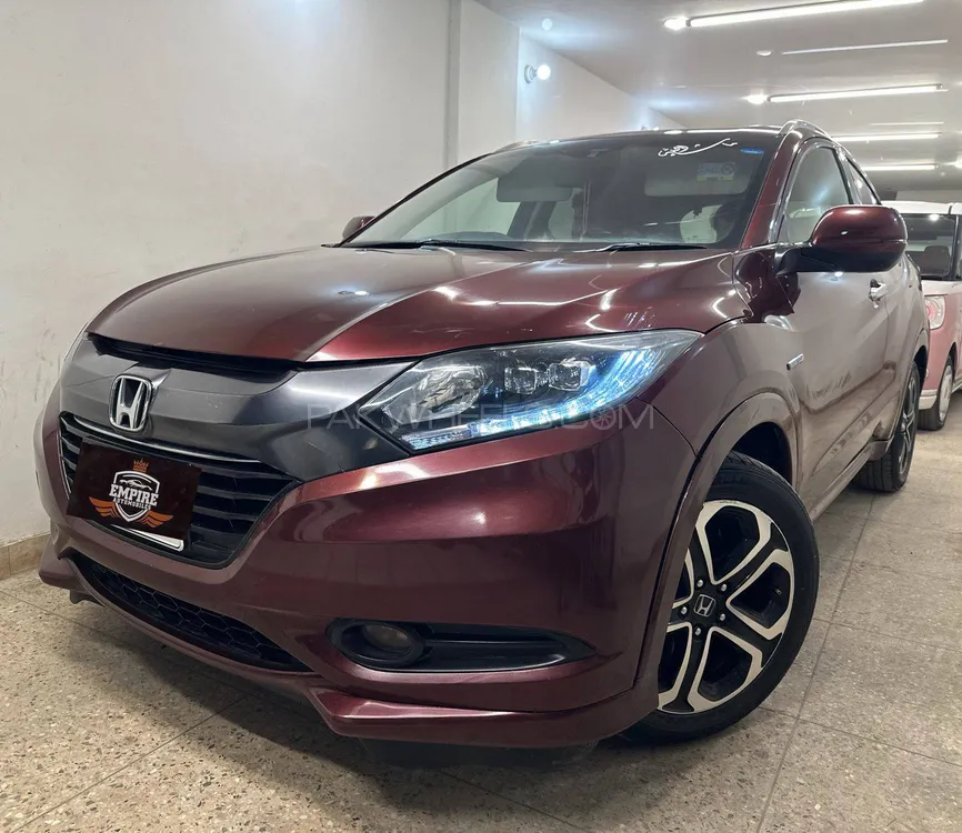 Honda Vezel 2015 for Sale in Karachi Honda Vezel 2015 for Sale in Karachi Image-3