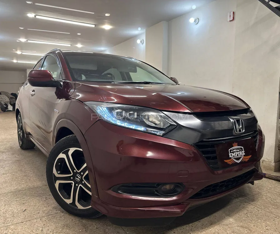 Honda Vezel 2015 for Sale in Karachi Honda Vezel 2015 for Sale in Karachi Image-2