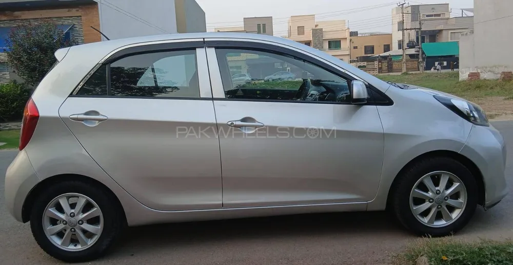 KIA Picanto 2020 for Sale in Lahore KIA Picanto 2020 for Sale in Lahore Image-4