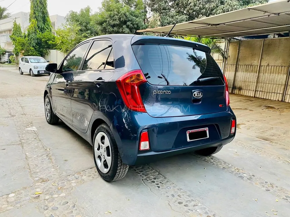 KIA Picanto 2022 for Sale in Karachi KIA Picanto 2022 for Sale in Karachi Image-4