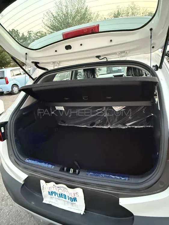 KIA Stonic 2025 for Sale in Islamabad KIA Stonic 2025 for Sale in Islamabad Image-8
