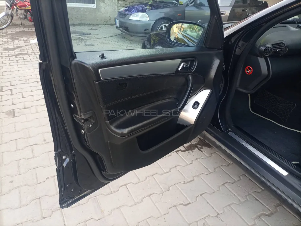 Mercedes Benz C Class 2006 for Sale in Rawalpindi Mercedes Benz C Class 2006 for Sale in Rawalpindi Image-15