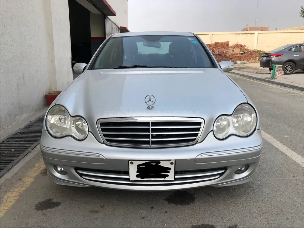 Mercedes Benz C Class 2006 for Sale in Lahore Image-1