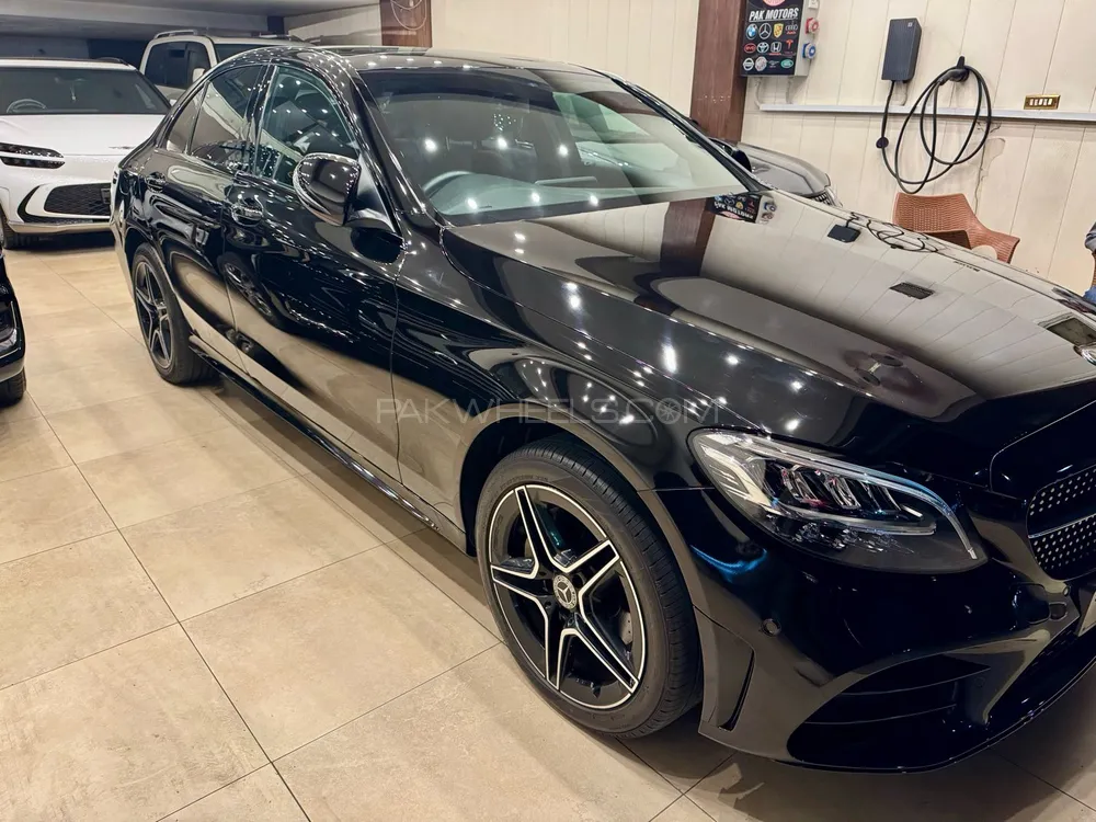 Mercedes Benz C Class 2019 for Sale in Lahore Mercedes Benz C Class 2019 for Sale in Lahore Image-2