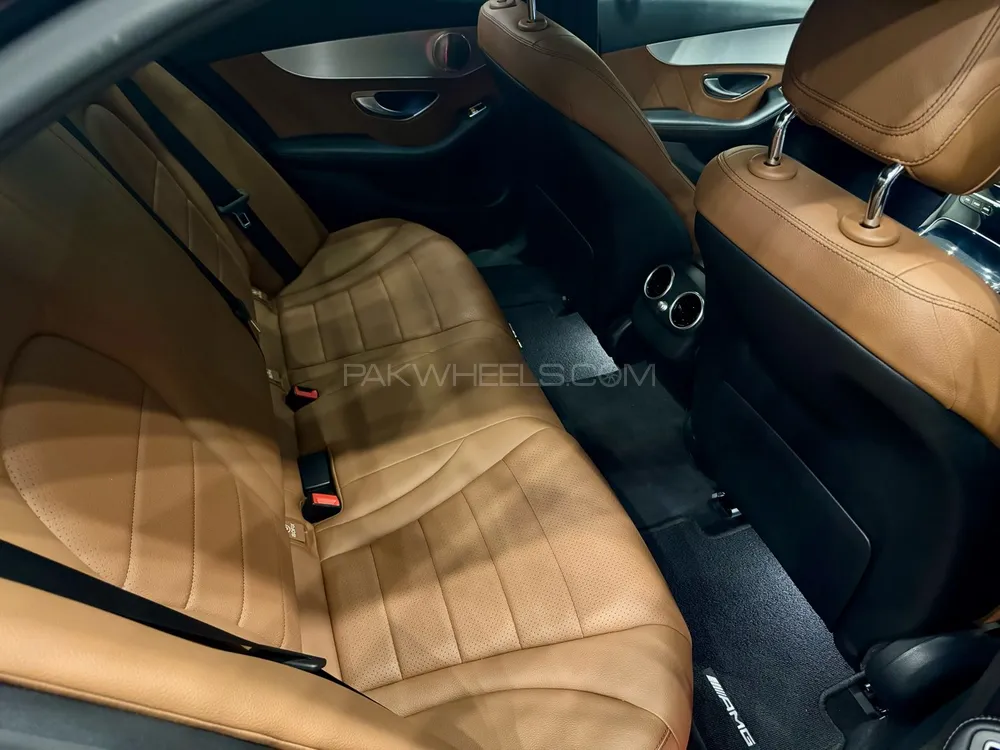 Mercedes Benz C Class 2019 for Sale in Lahore Mercedes Benz C Class 2019 for Sale in Lahore Image-12