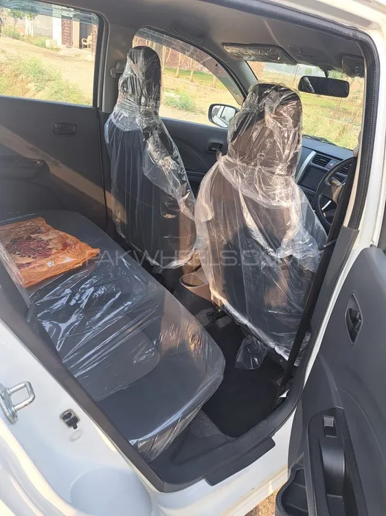 Suzuki Cultus 2023 for Sale in Gujranwala Suzuki Cultus 2023 for Sale in Gujranwala Image-6