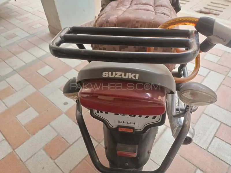 Suzuki GS 150 SE 2022 for Sale Suzuki GS 150 SE 2022 for Sale Image-7